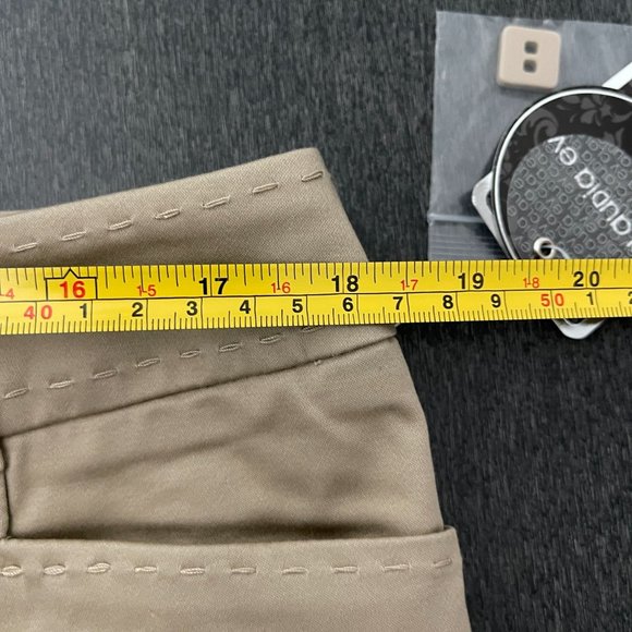 Claudia EV Women's Khaki Capri Pants, Size 14 NWT - Picture 6 of 7